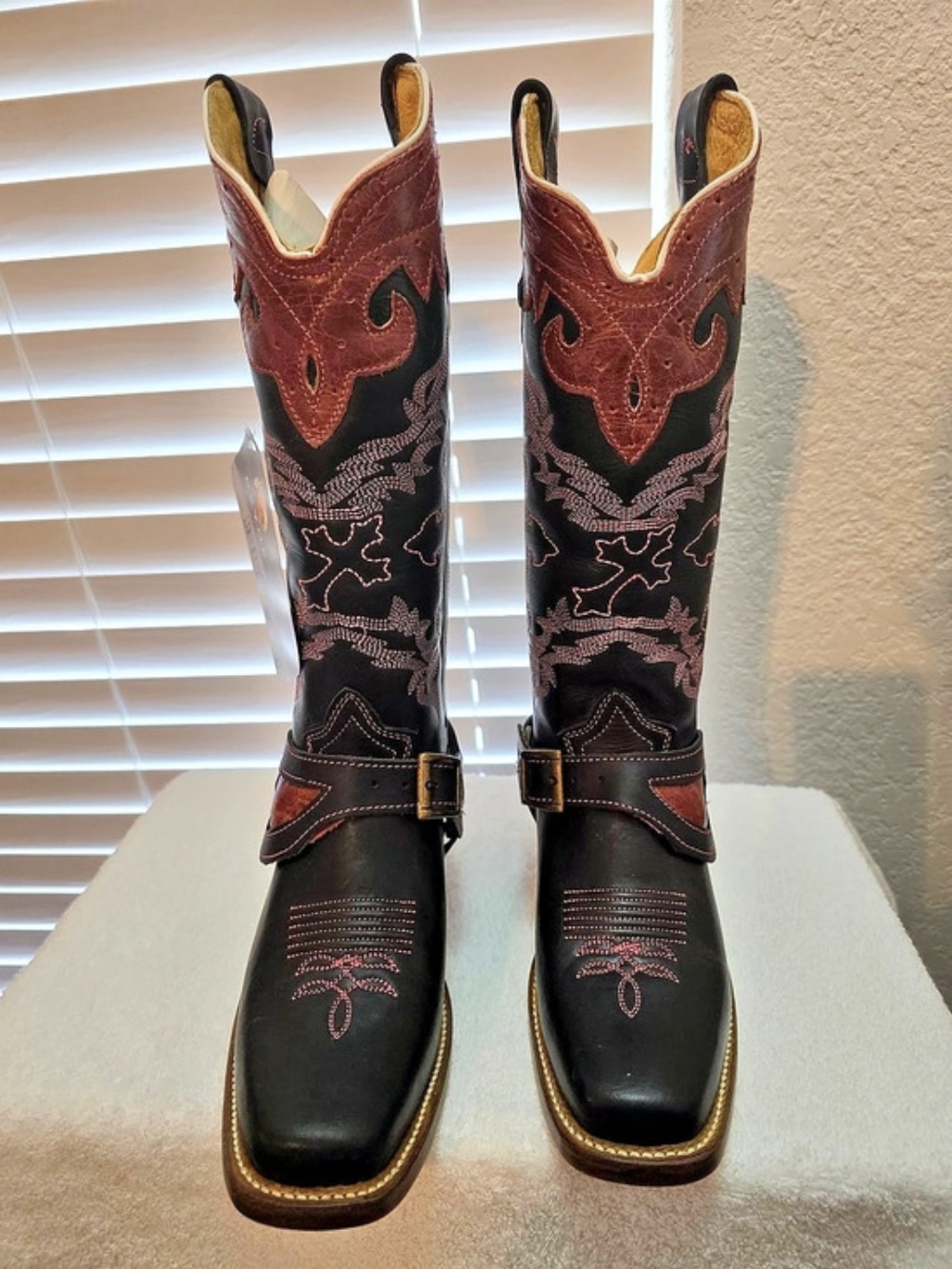 Reyme Heeled Boots Black Brown US 6.5 NWT